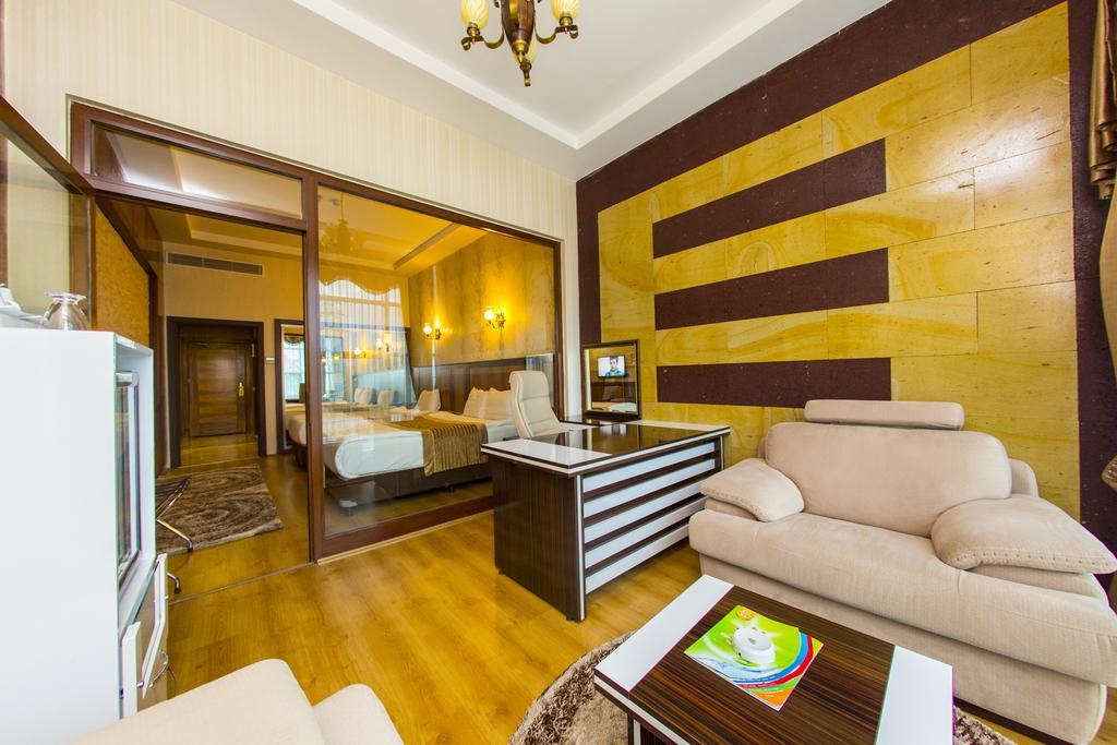 Gherdan Hotel Konya Bagian luar foto