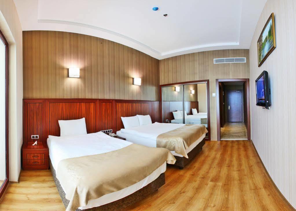 Gherdan Hotel Konya Bagian luar foto